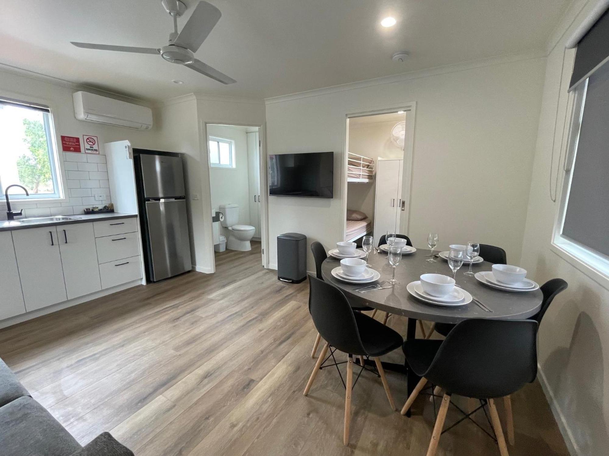 Cobar Caravan Park Экстерьер фото